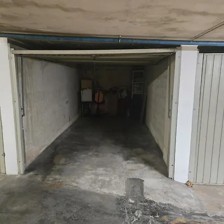 Very Well-located In Juan With A Locked Garage Apartment Golfe-Juan